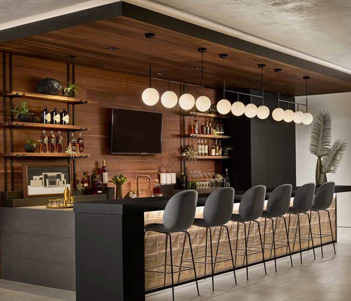 Modern-Bar-Theater-Chic